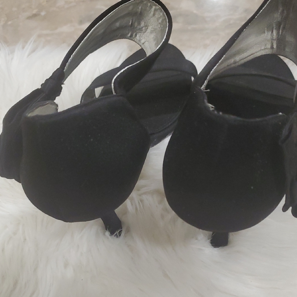 MIA Elegant Black Heels - Picture 9 of 12